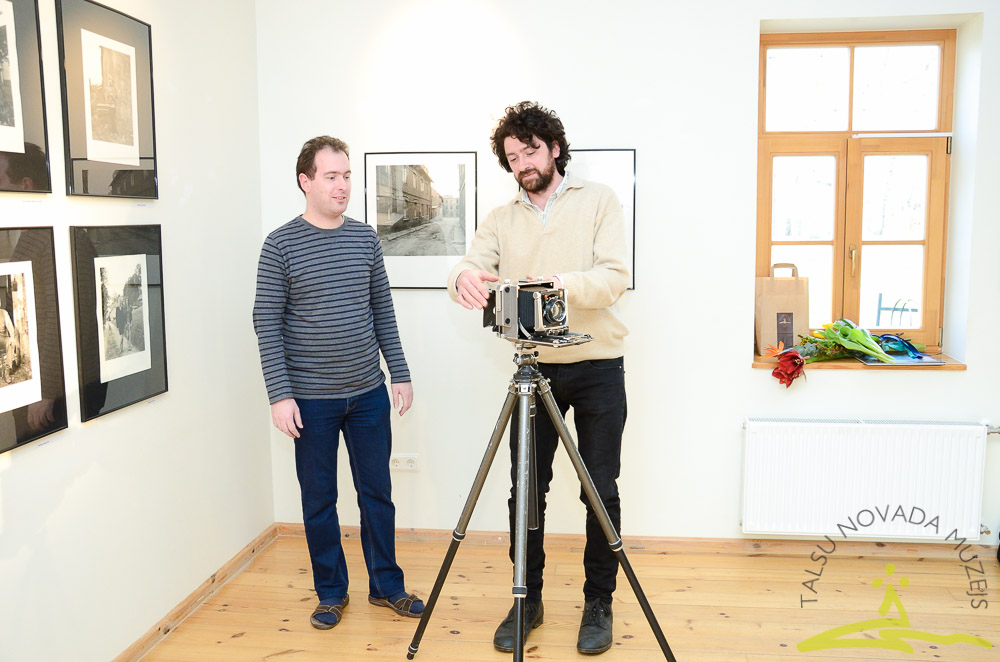 Lukas Berti fotoizstādes atklāšana