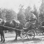 Ormanis ar zirgu un pajūgu 1920. gados.